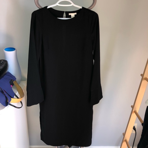 H&M Tops - ⭐️2/20$! H&M black tunic / dress - size 8